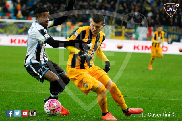Udinese_-_Hellas_Verona_(3171)_copie.jpg