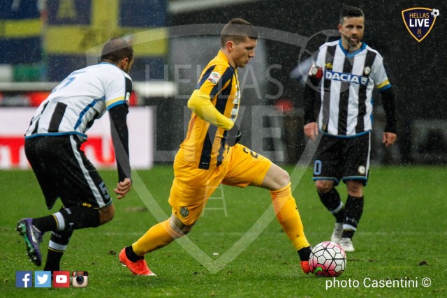 Udinese_-_Hellas_Verona_(2477)_copie.jpg